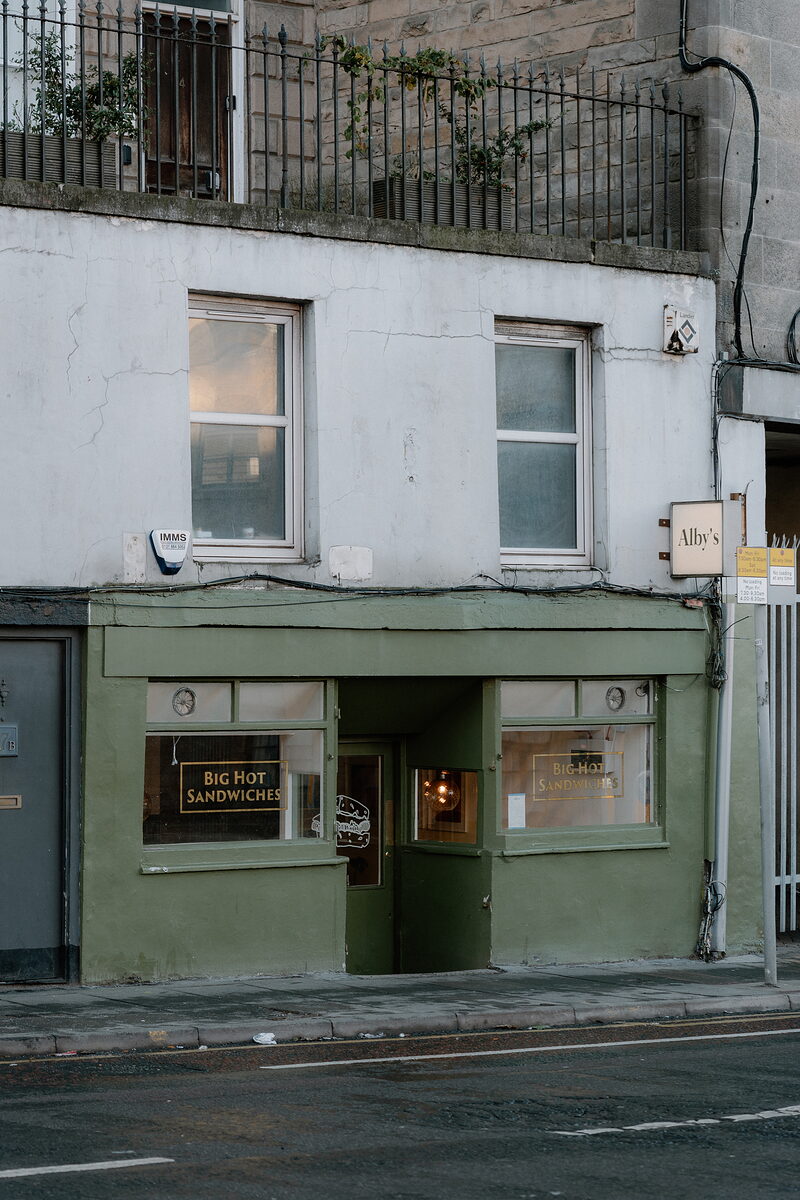 Alby's
