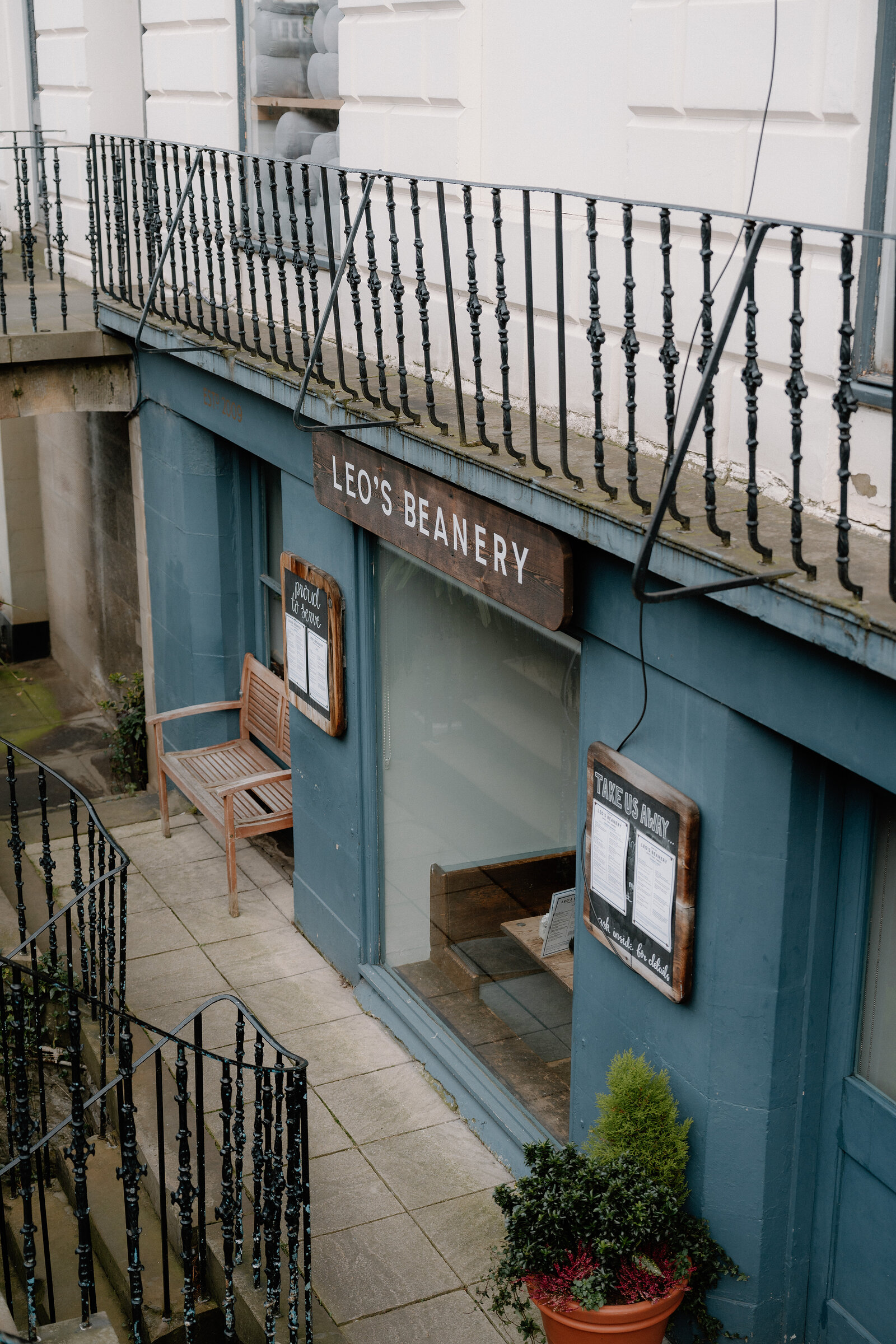 Leo’s Beanery
