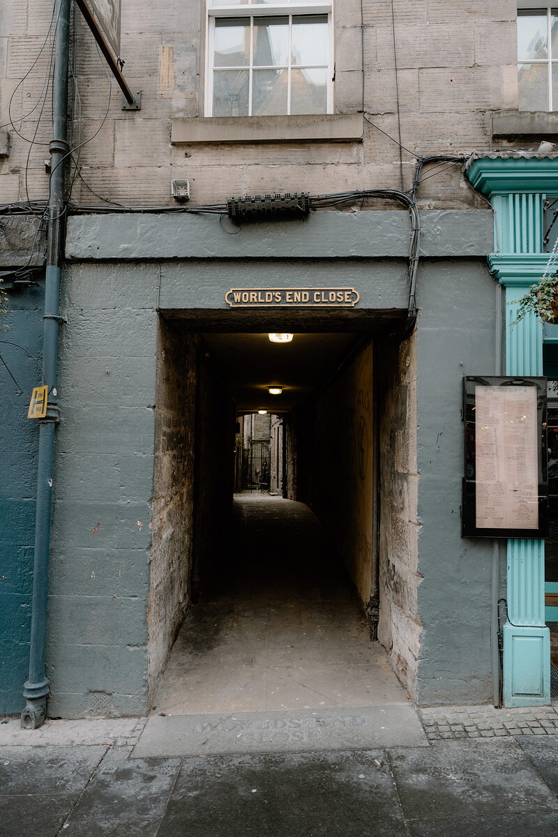 World’s End Close