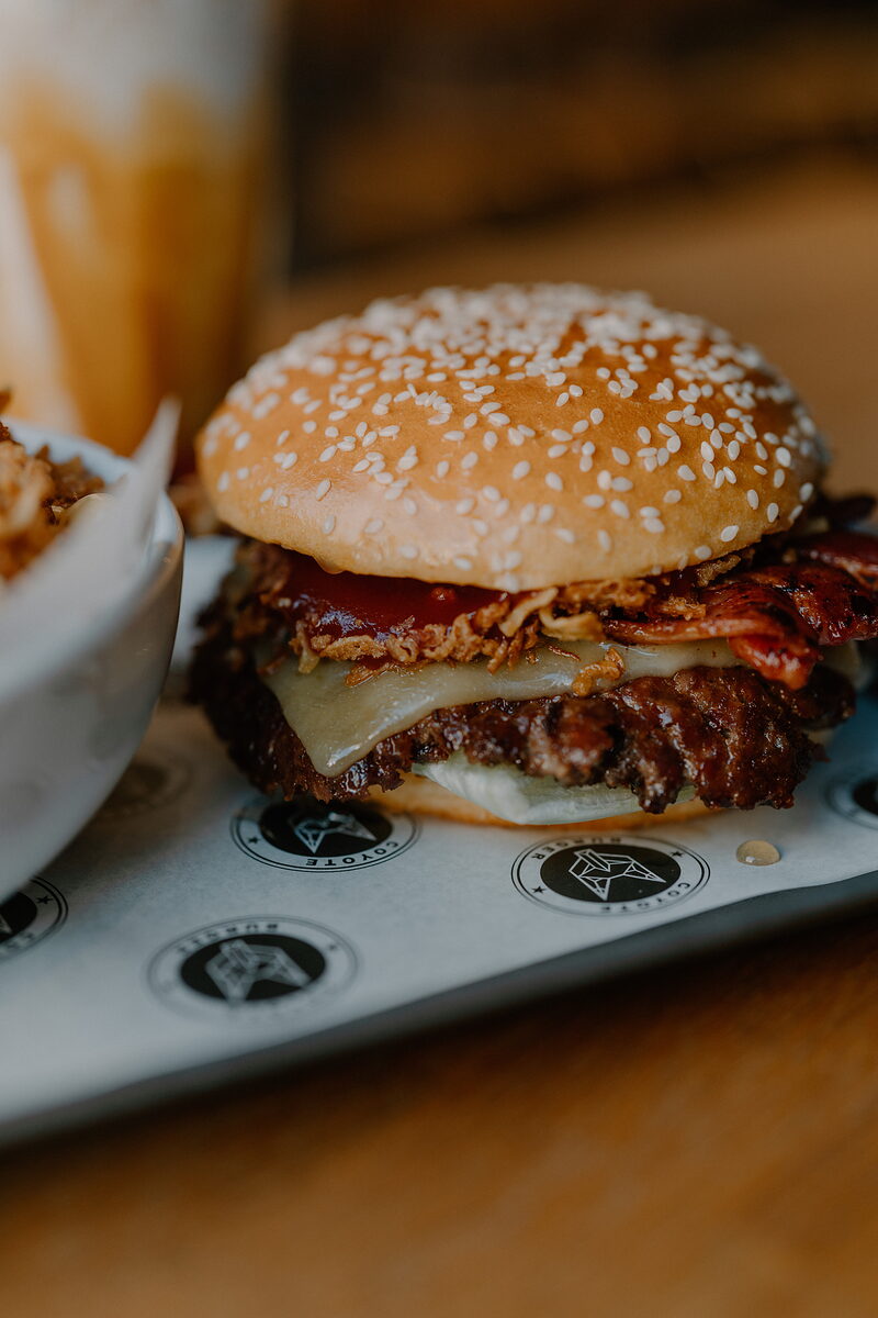Coyote Burger