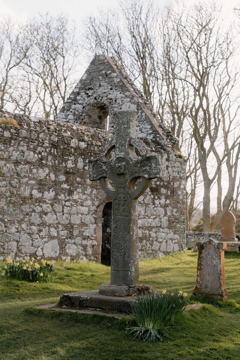 Kildalton Cross and lunch at Ardbeg