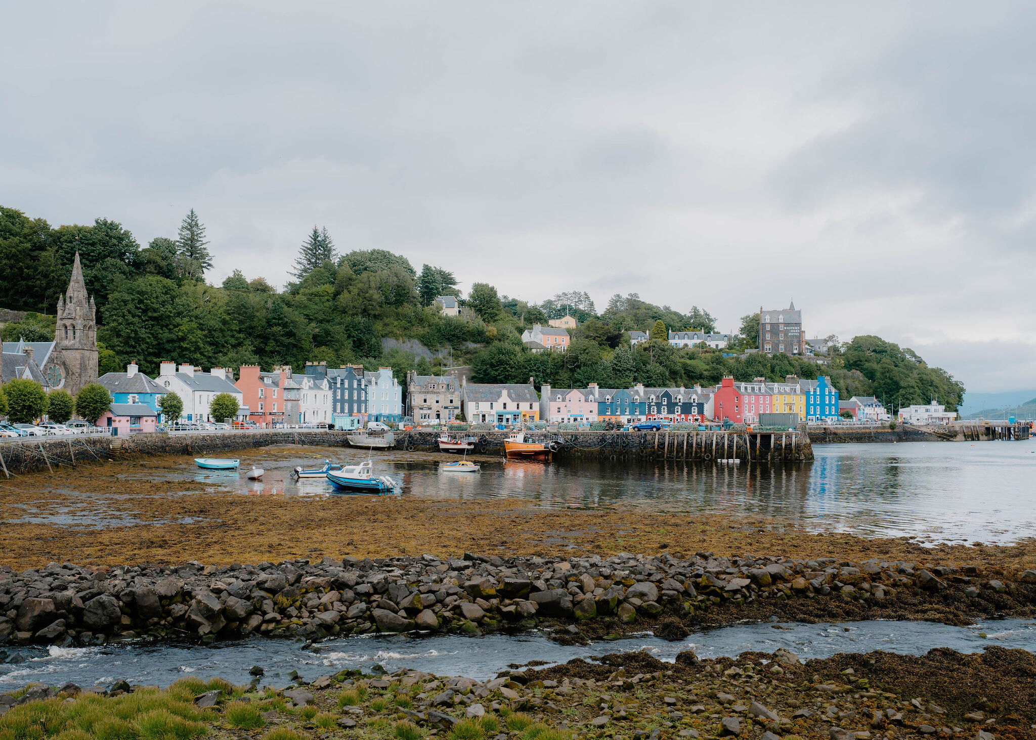 A wildlife boat from Tobermory
