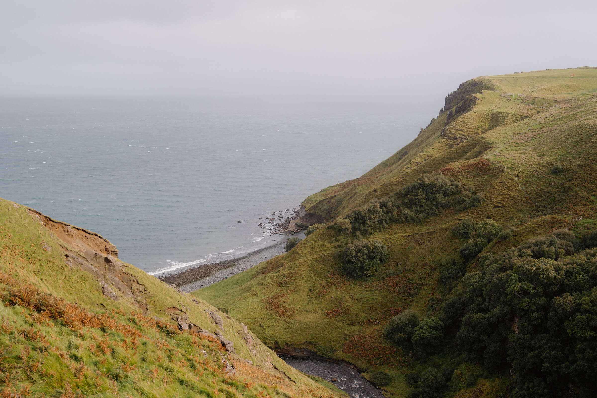 A walk to Loch Cuithir on the old diatomite railway