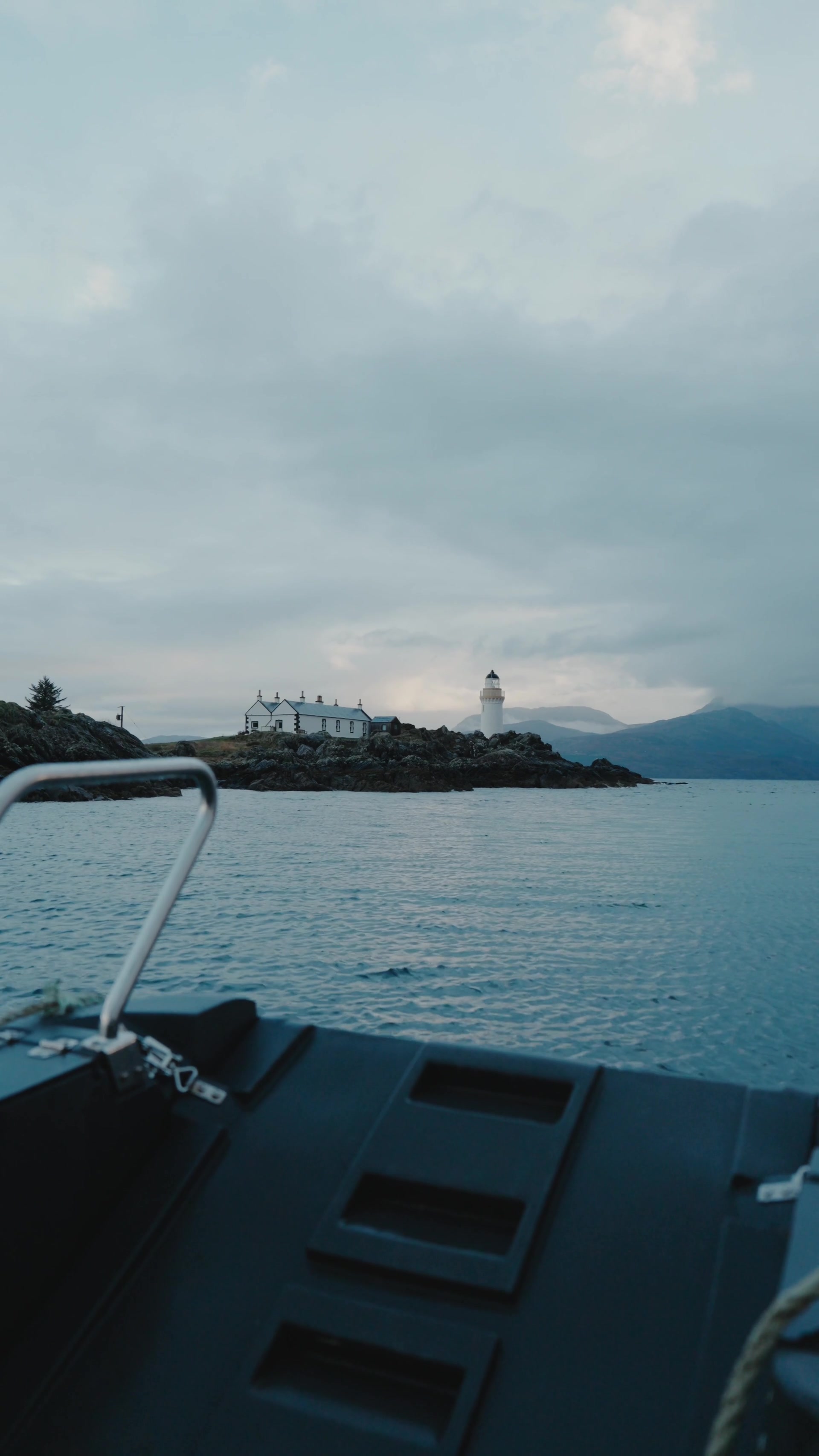 Eilean Sionnach Lighthouse Cottage, Isle of Skye