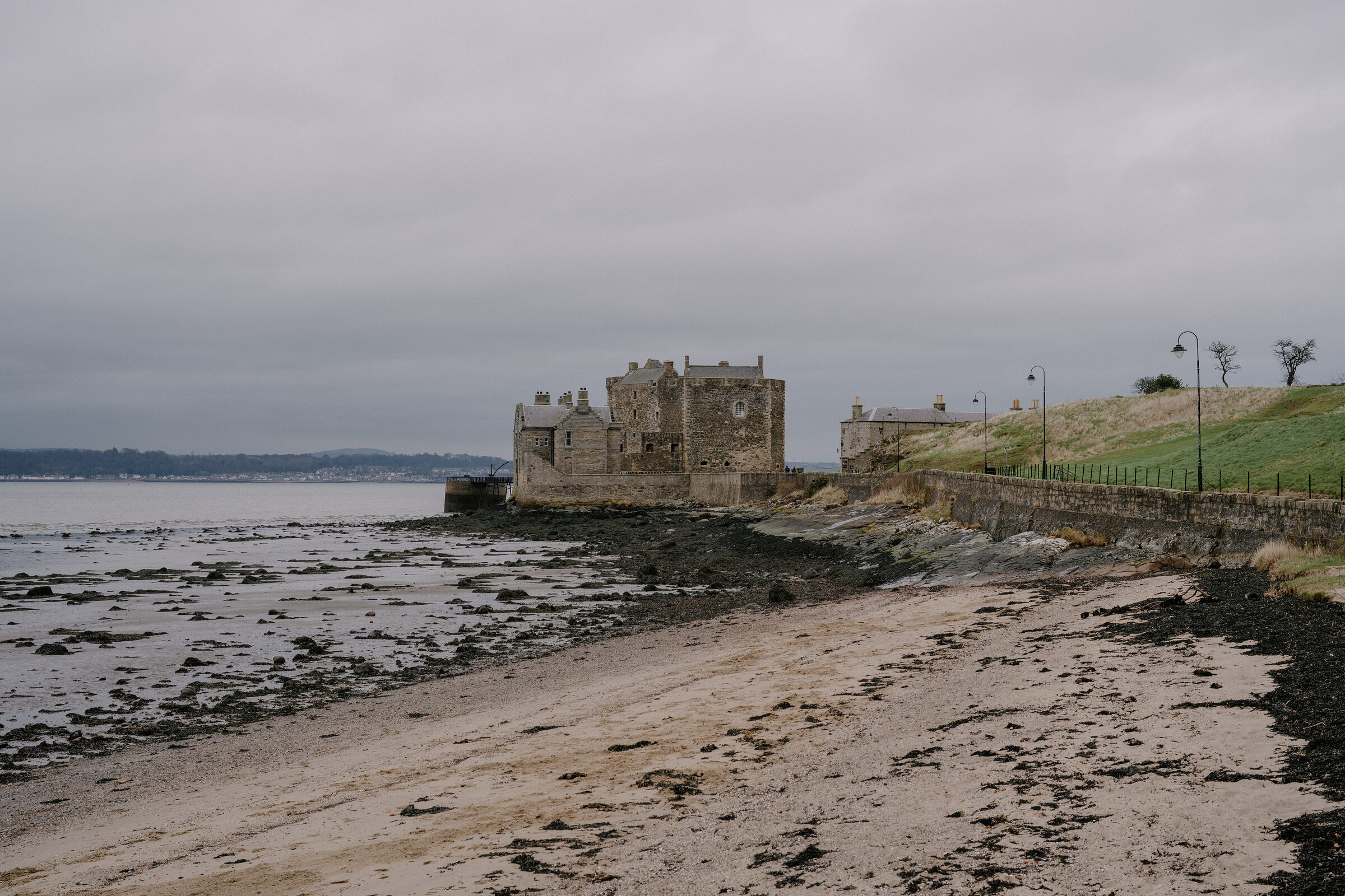 A walk round Blackness Castle by the foreshore