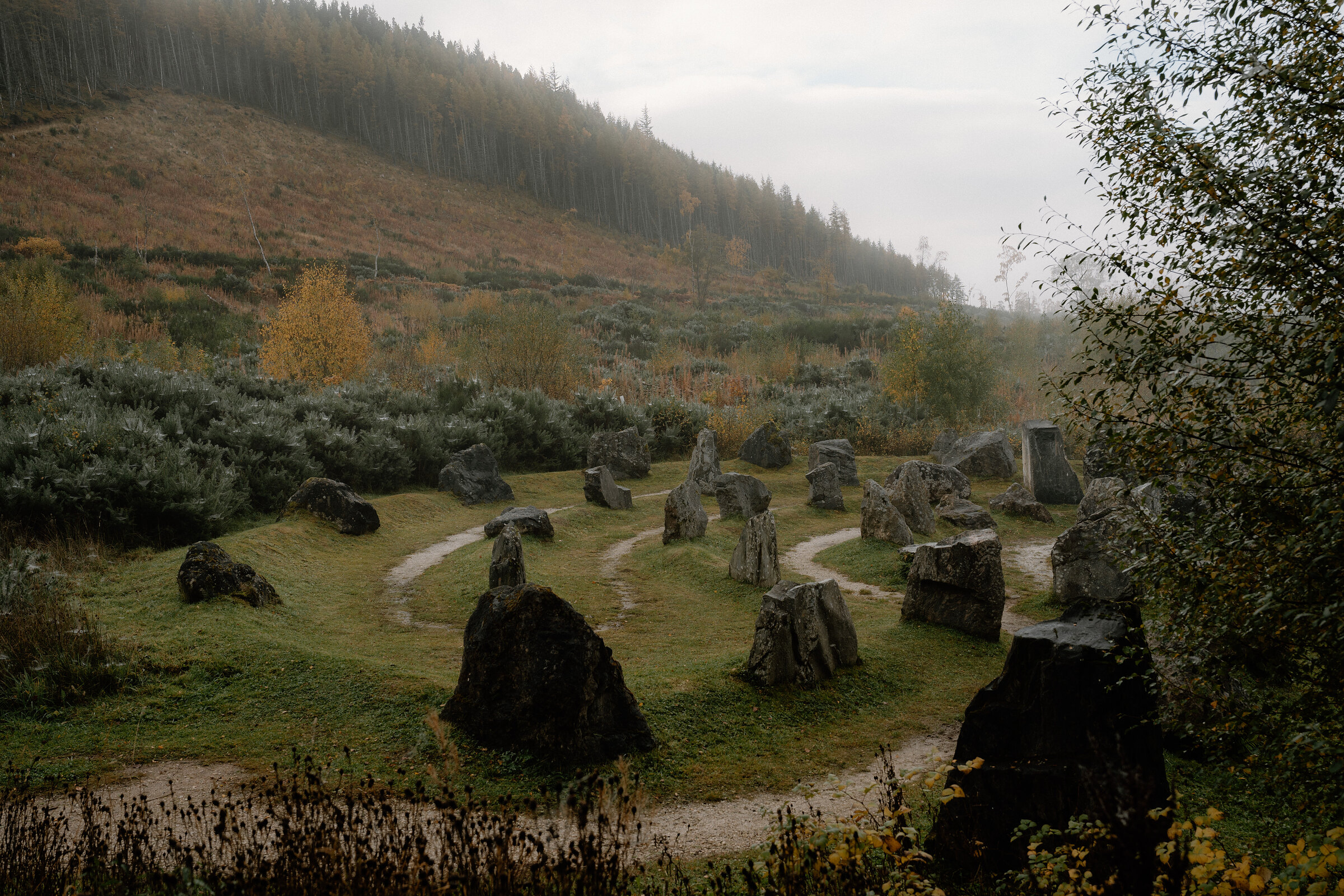 Knockfarrel, the Touchstone Maze and lunch in Strathpeffer
