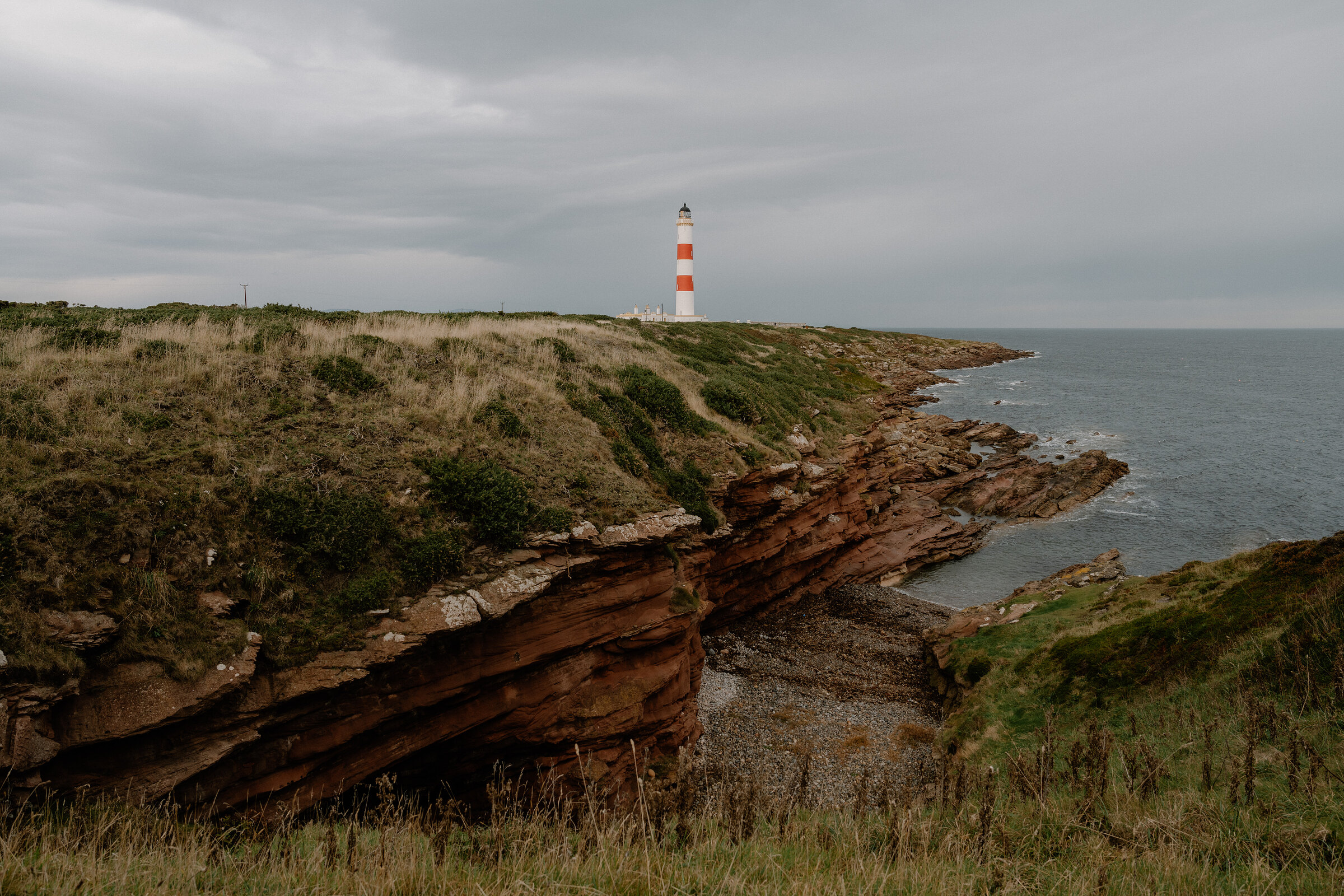 A walk to Tarbat Ness lighthouse from Portmahomack