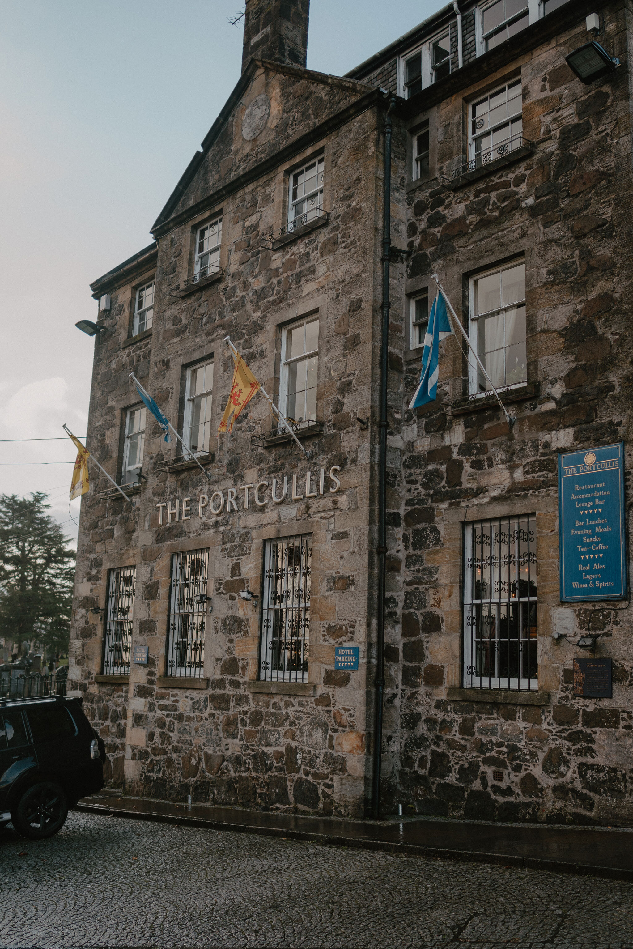 The Back Walk and a drink at the Portcullis