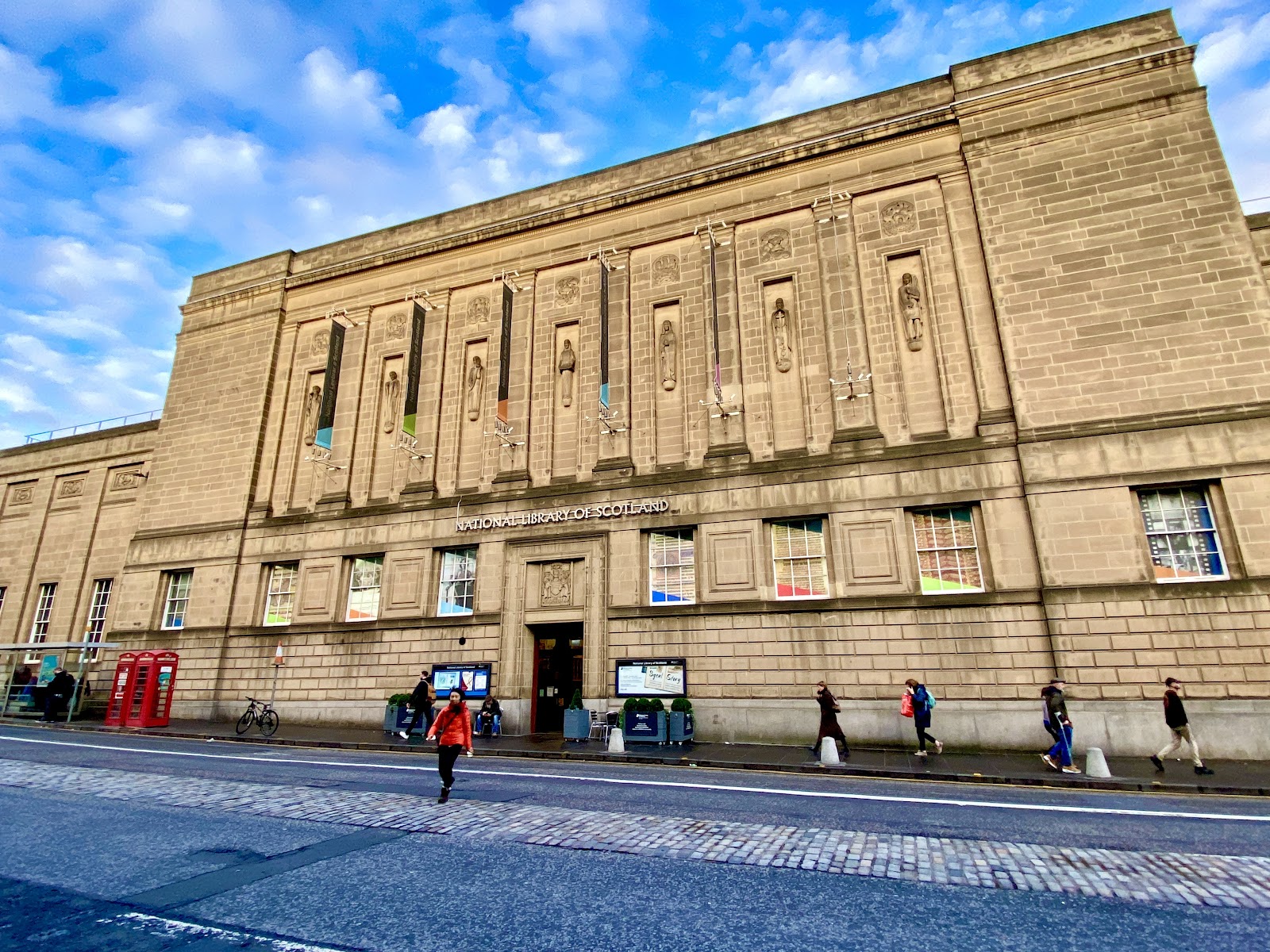 The long pale stone front of the National Library of Scotland on George IV Bridge.