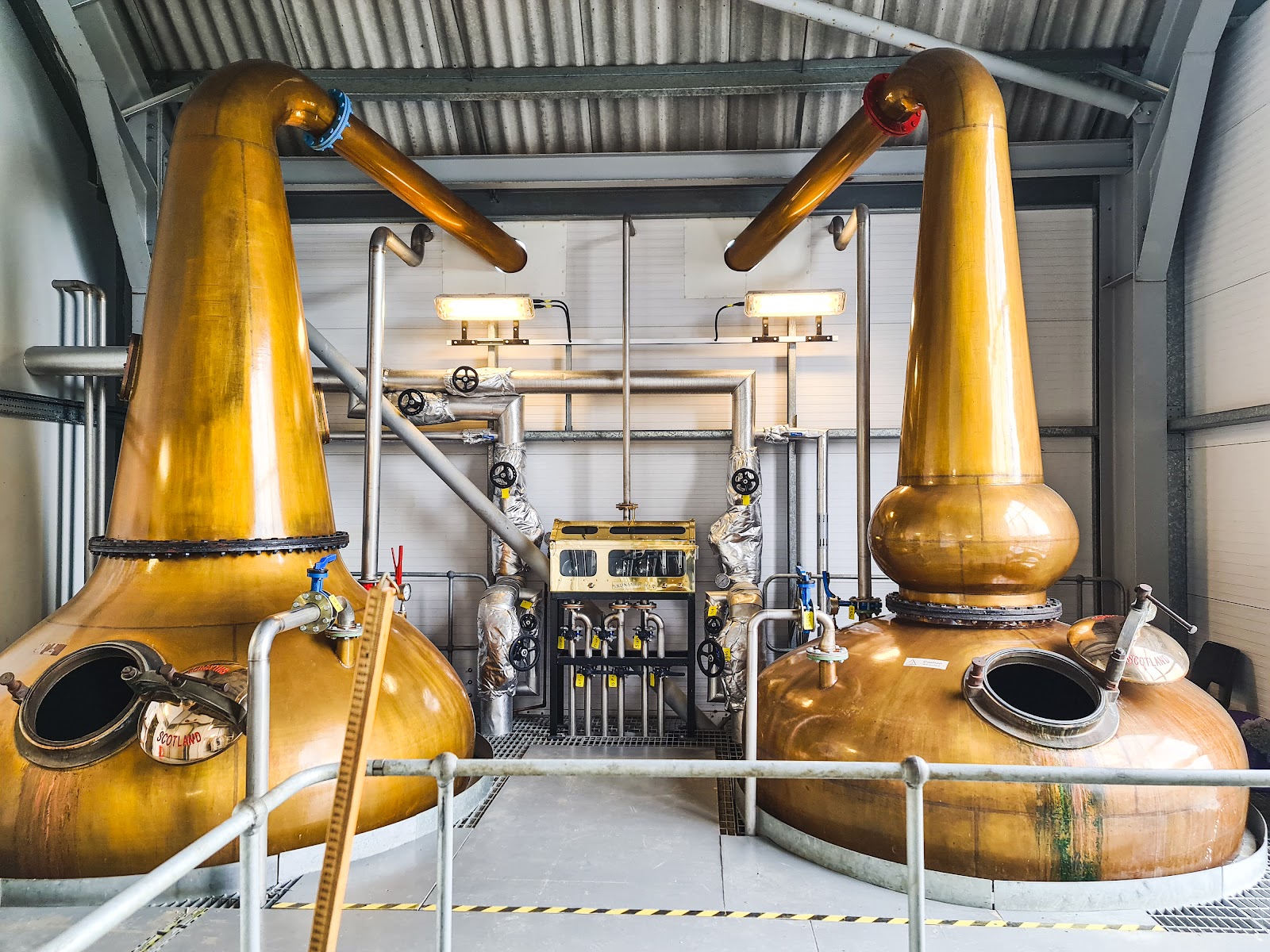 Ardnamurchan Distillery tour and lunch at the Salen