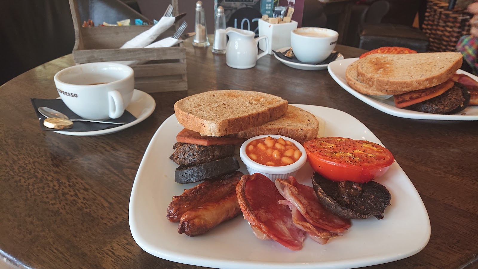 A cooked breakfast at the Courtyard, Kenmore.