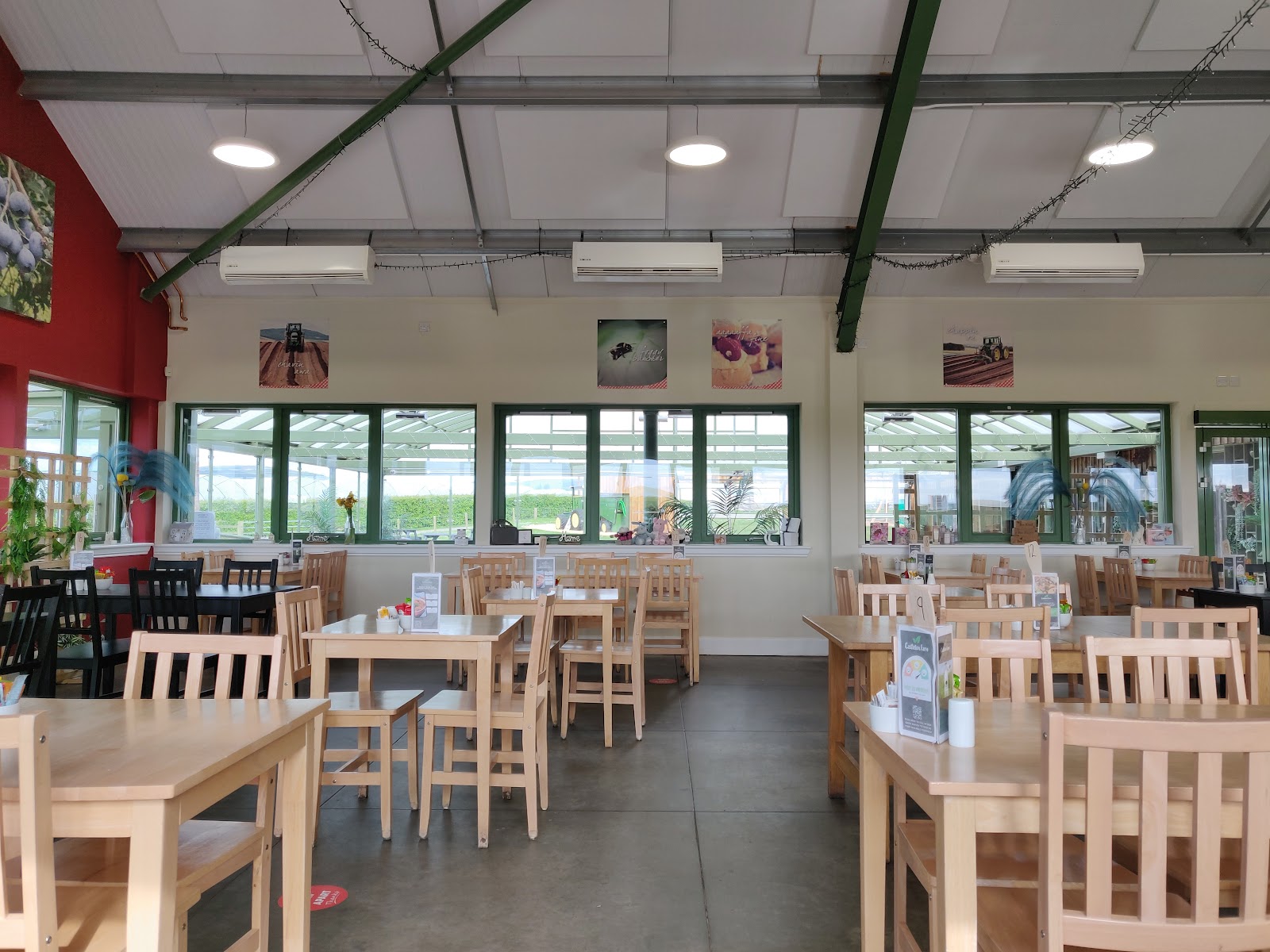 Castleton Farm Shop & Cafe