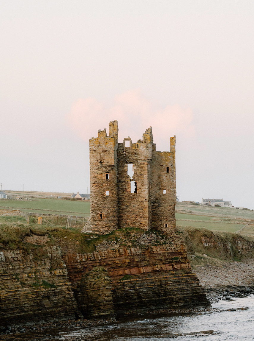 Caithness - Discovering the nooks and crannies, photograph by Simon Hird