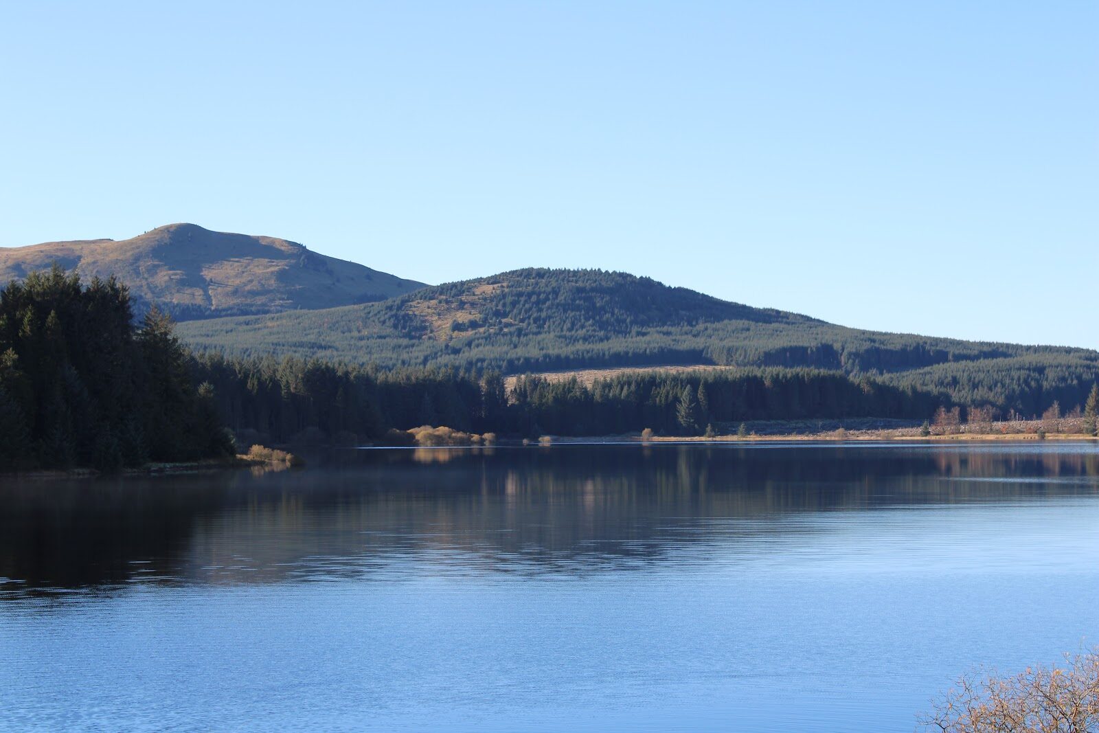 The Loch Shore Trail at Carron Valley, on foot or by bike
