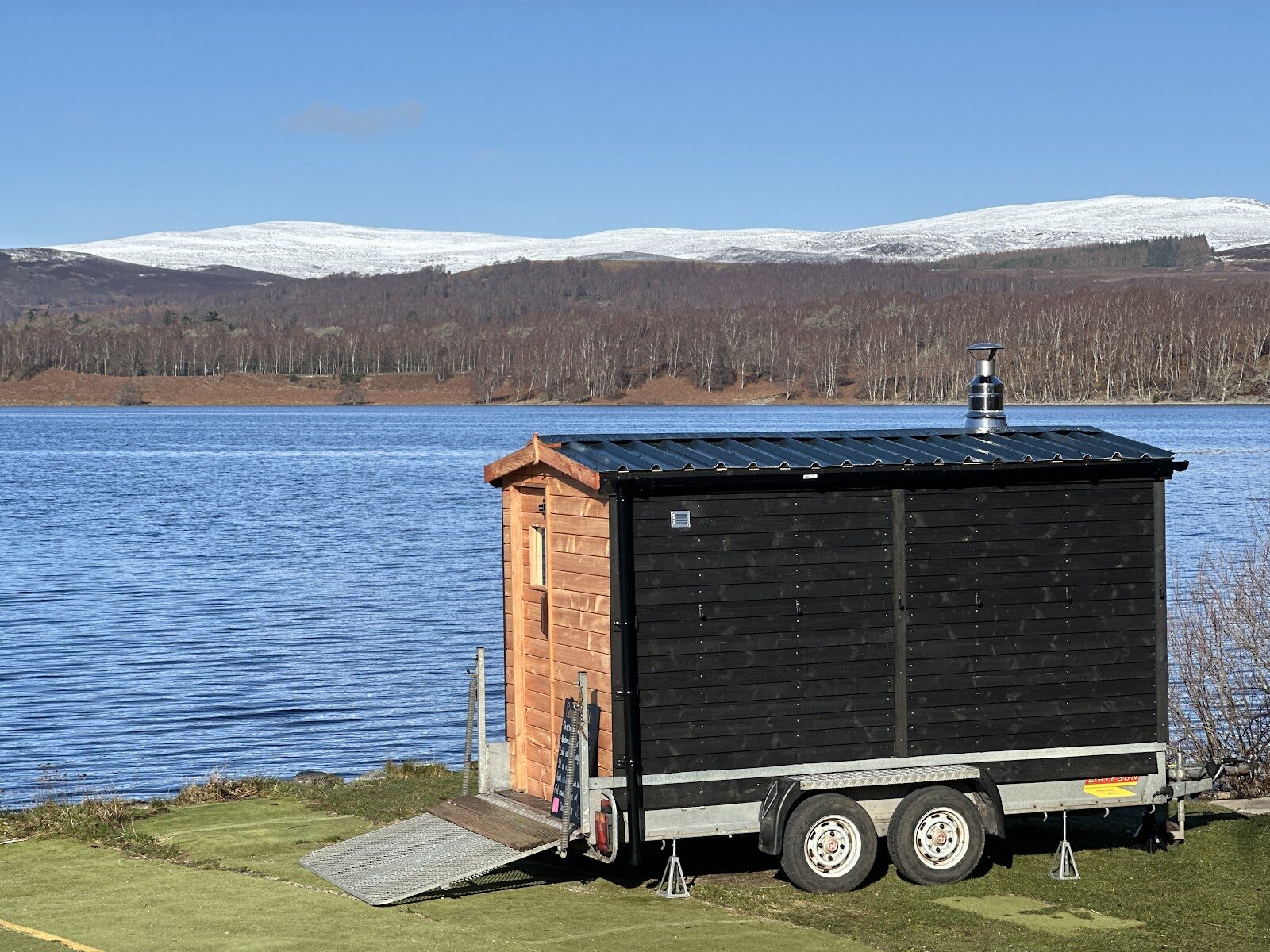 A wood-fired sauna on Loch Insh and lunch at the Boathouse