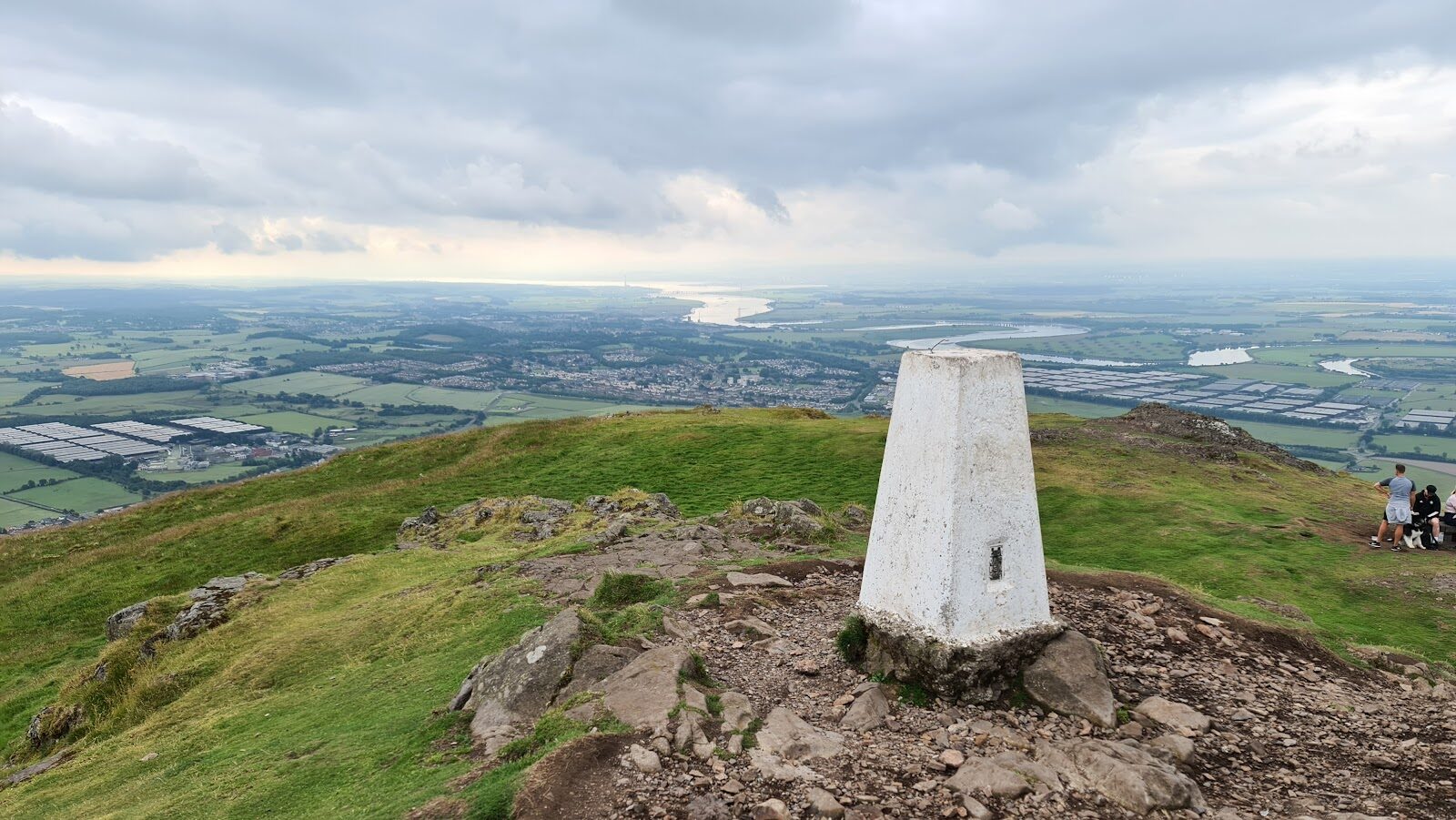 A walk up Dumyat from the Sheriffmuir road