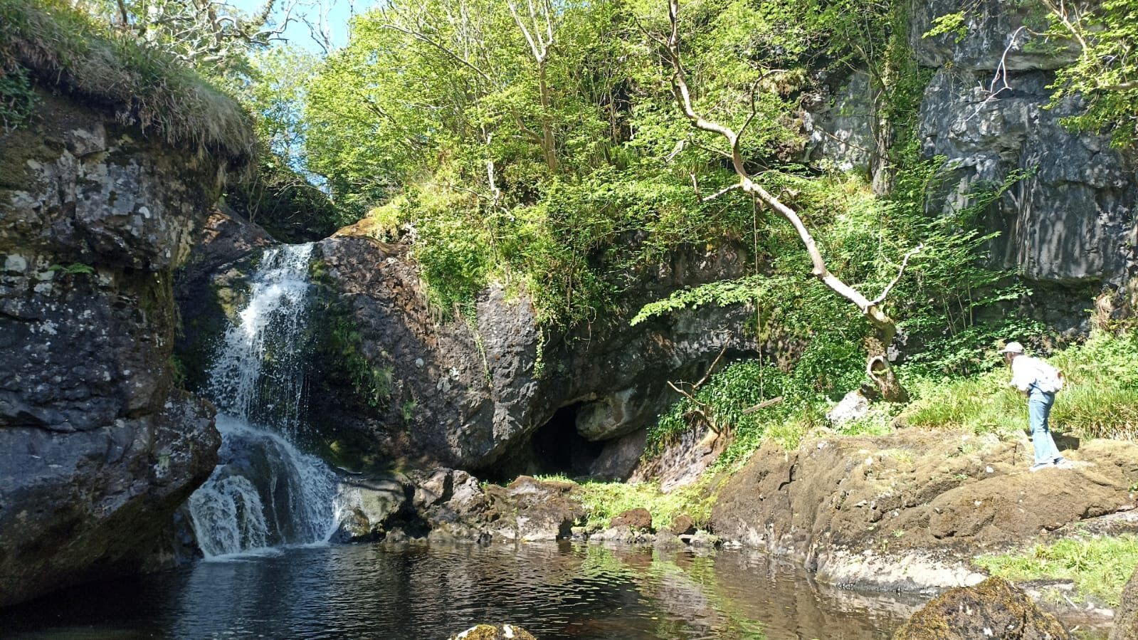 Gogo Glen and the Greeto Falls walk above Largs