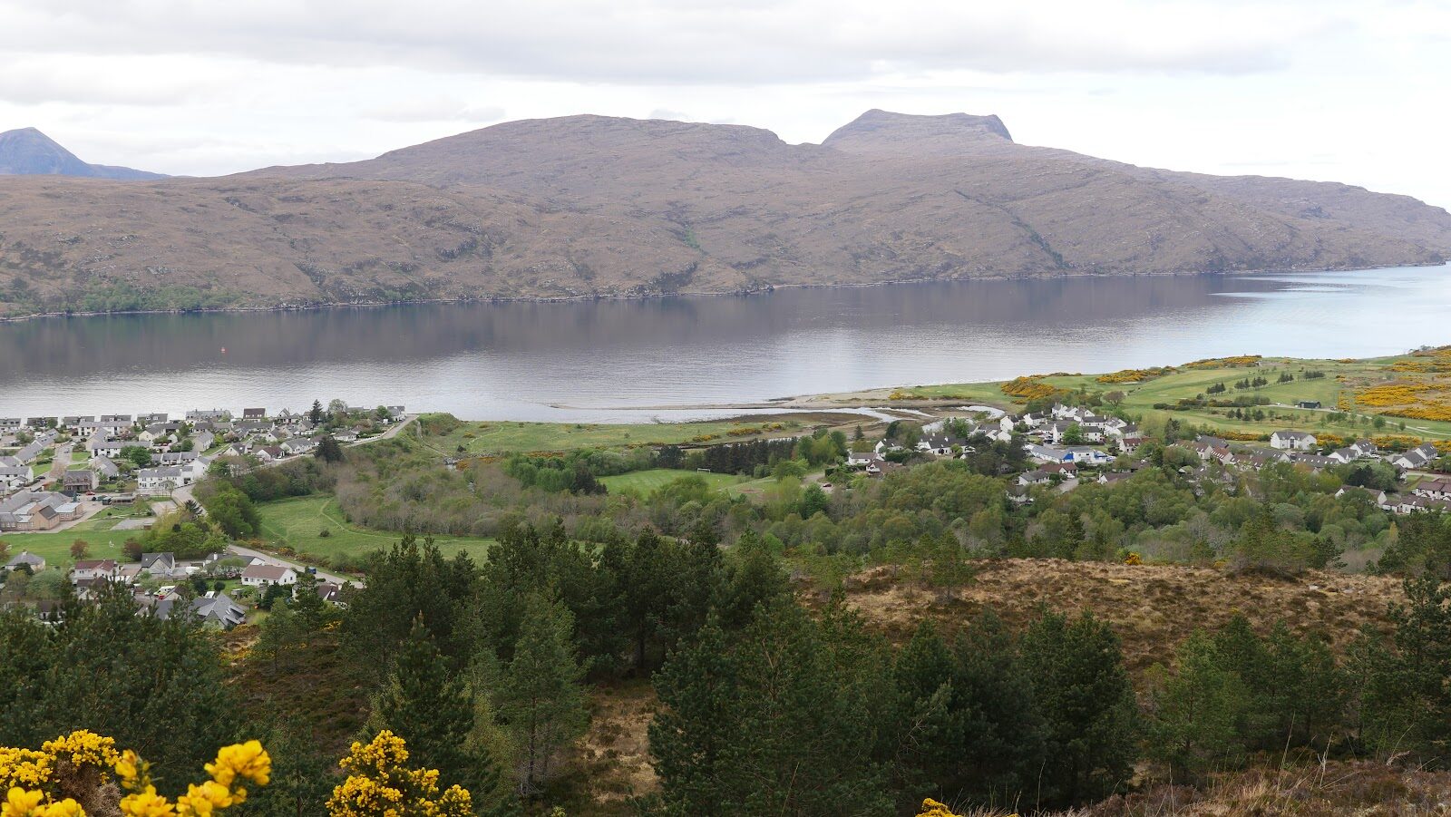 Ullapool Hill, a loop above the village