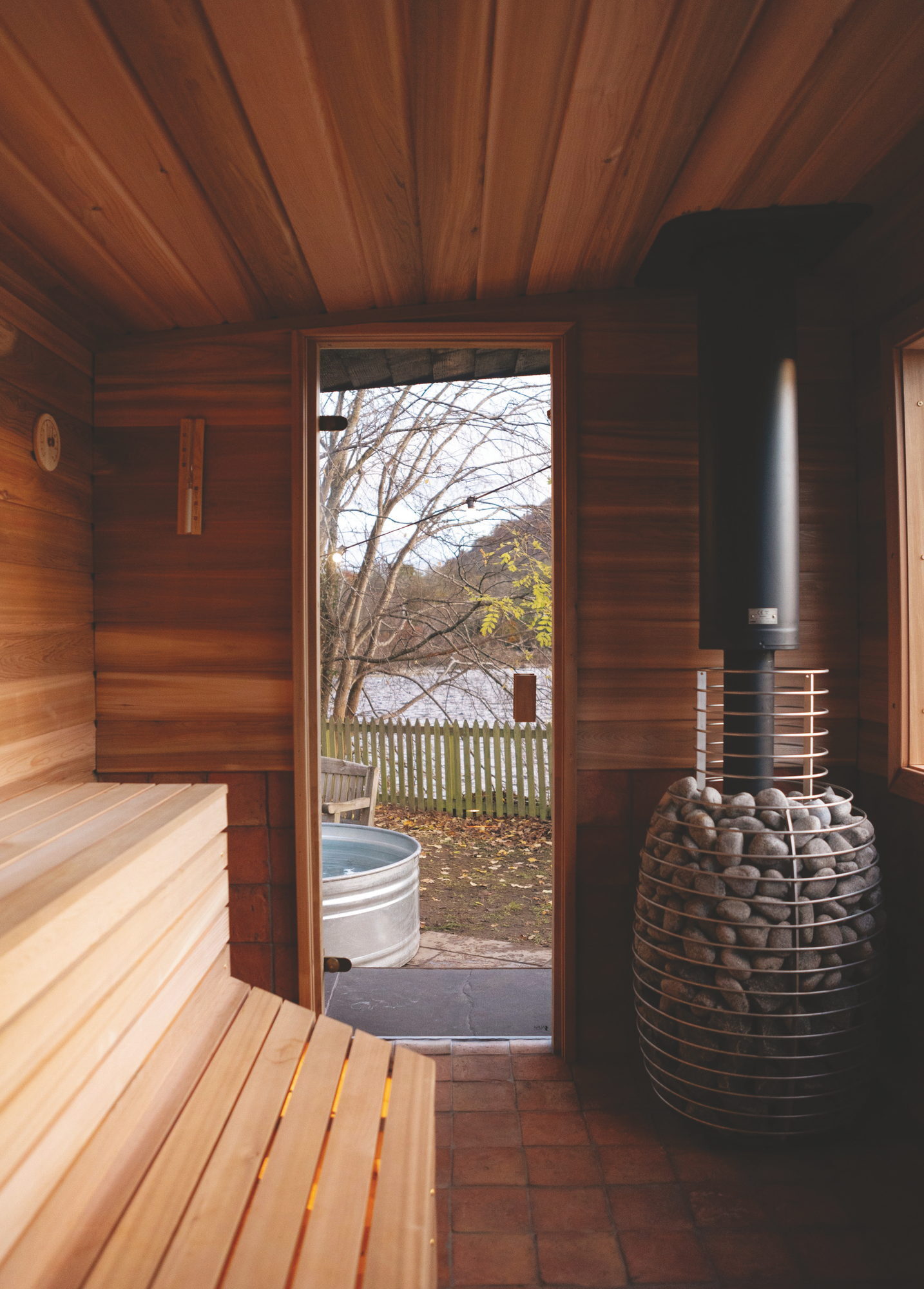 A riverside sauna in Dunkeld and lunch at the Taybank