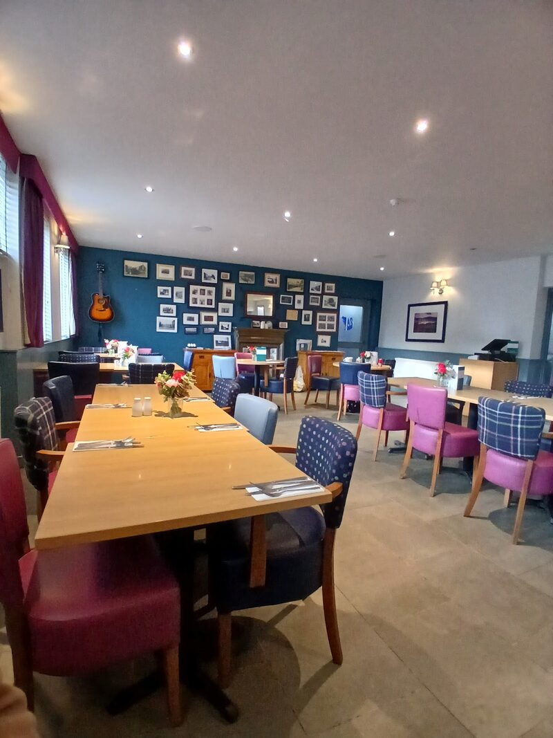 The Swan, Banton