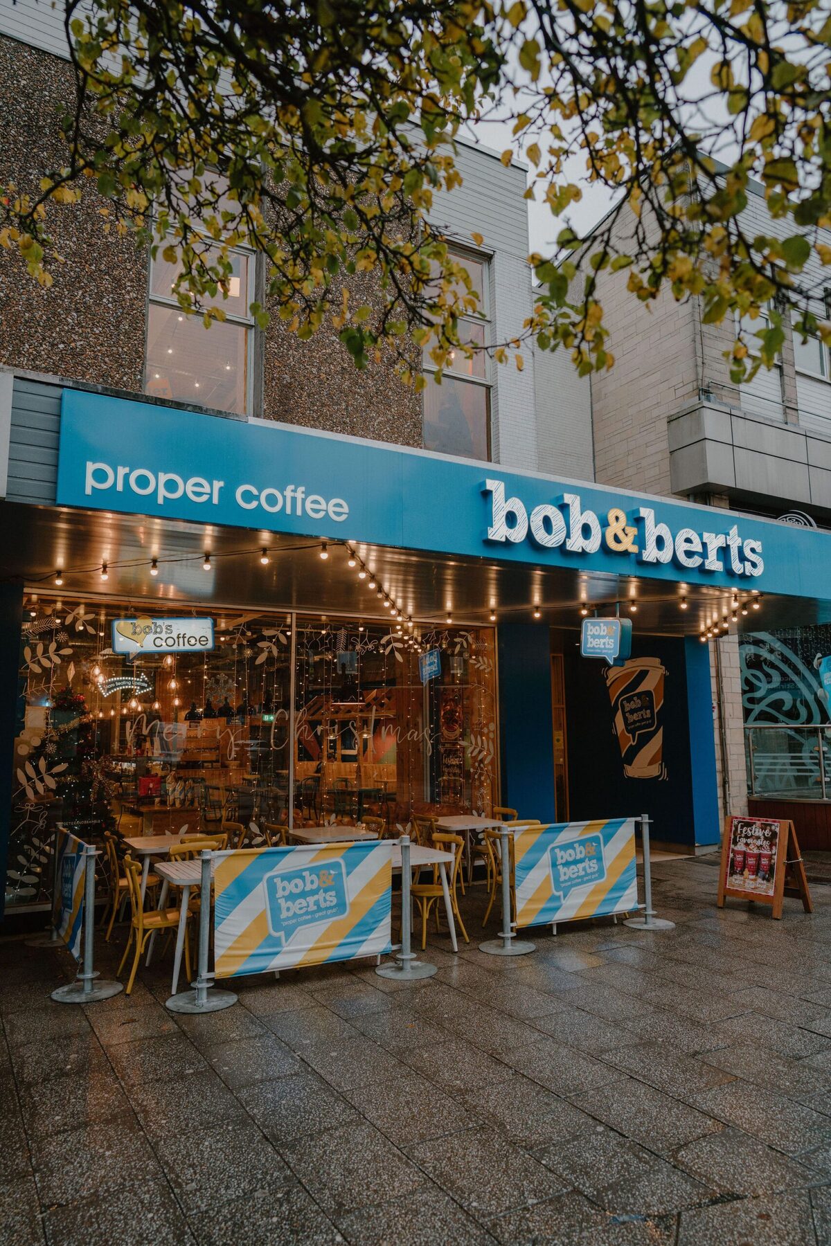 Bob & Berts' blue sign and glass front on Murray Place, Stirling.